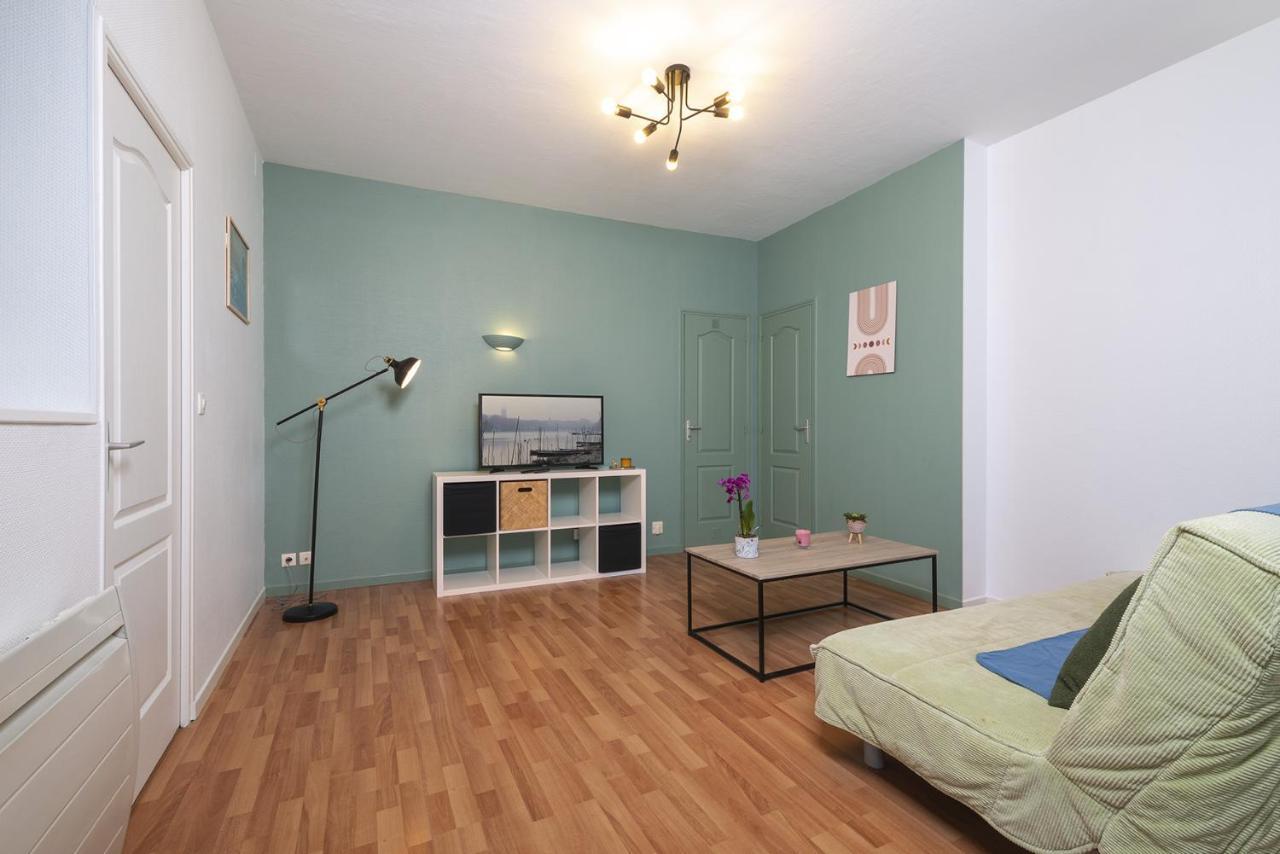 Calme Avec Parking Proche Place Ney Apartment Angers
